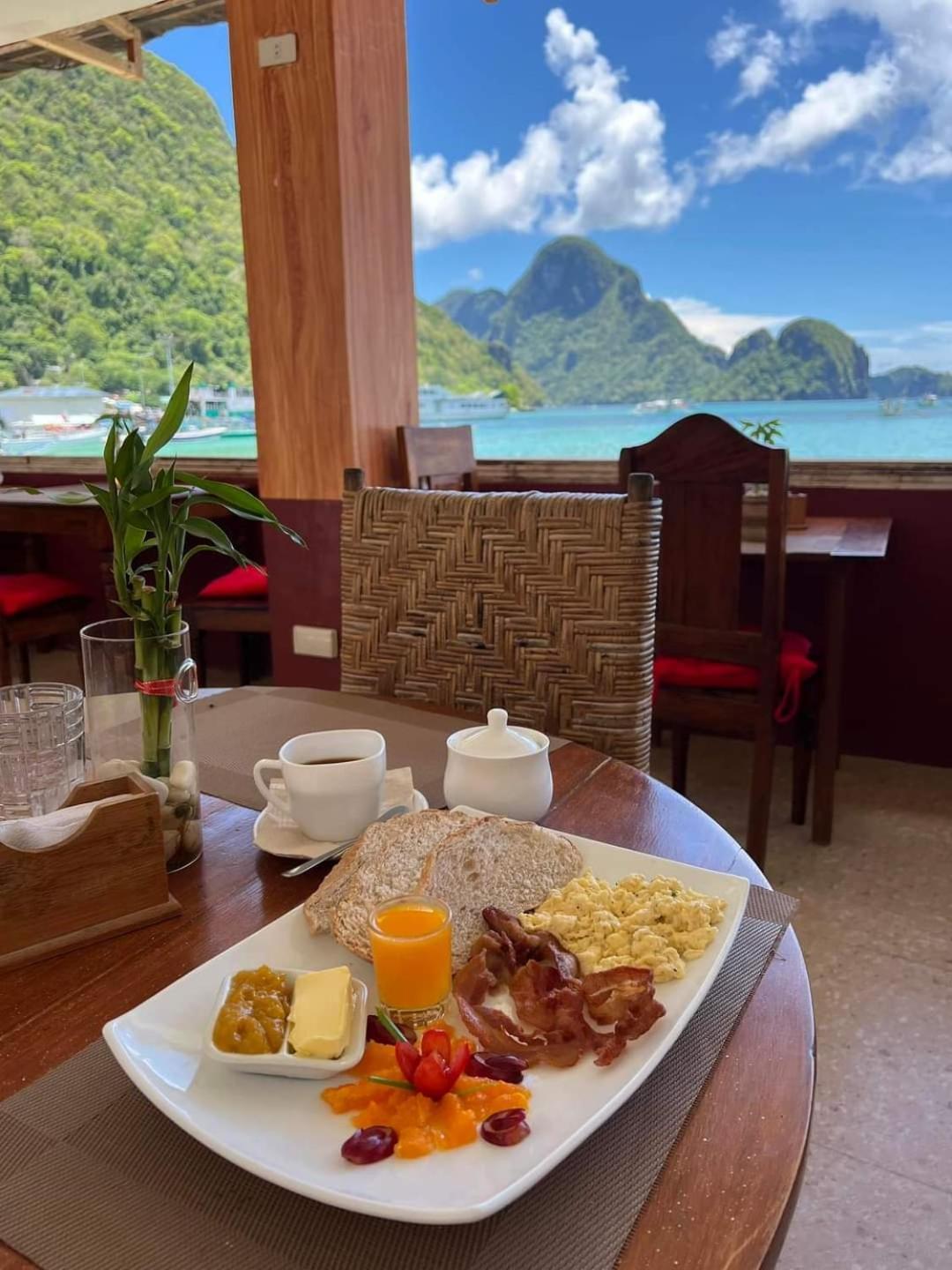 La Salangane Beach Hotel - Downtown El Nido Eksteriør billede